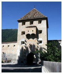 Le mura di Glorenza