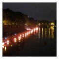 Spedisci la cartolina "WaterFire, fuochi sulle acque del Tevere"