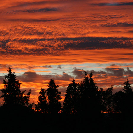 Le nuvole nel cielo al tramonto