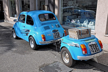 Fiat 500 con rimorchio