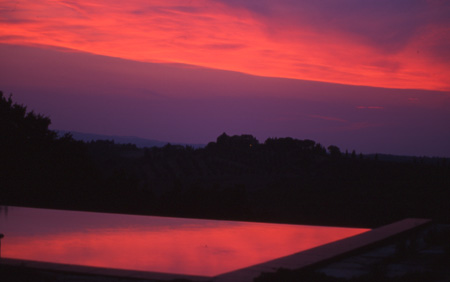 Tramonto sulla piscina