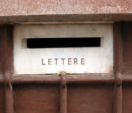 Originale posto per la cassetta delle lettere