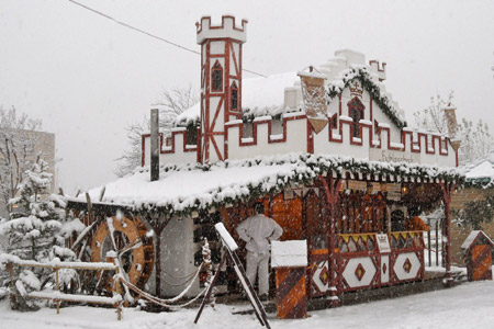 Neve sul mercatino di Natale