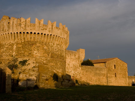 Tramonto su Populonia