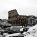 Il Colosseo sotto la neve